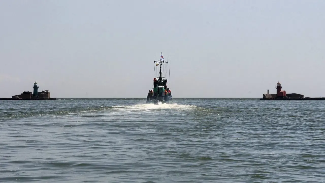 Coordinated Drone Attack Sinks Vessel in NATO Waters as Ukraine Warns of Imminent Massive Russian Assault