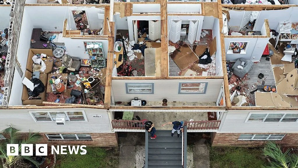 Hurricane Isaias Leaves 4 Dead and 500,000 Without Power Across Southern US