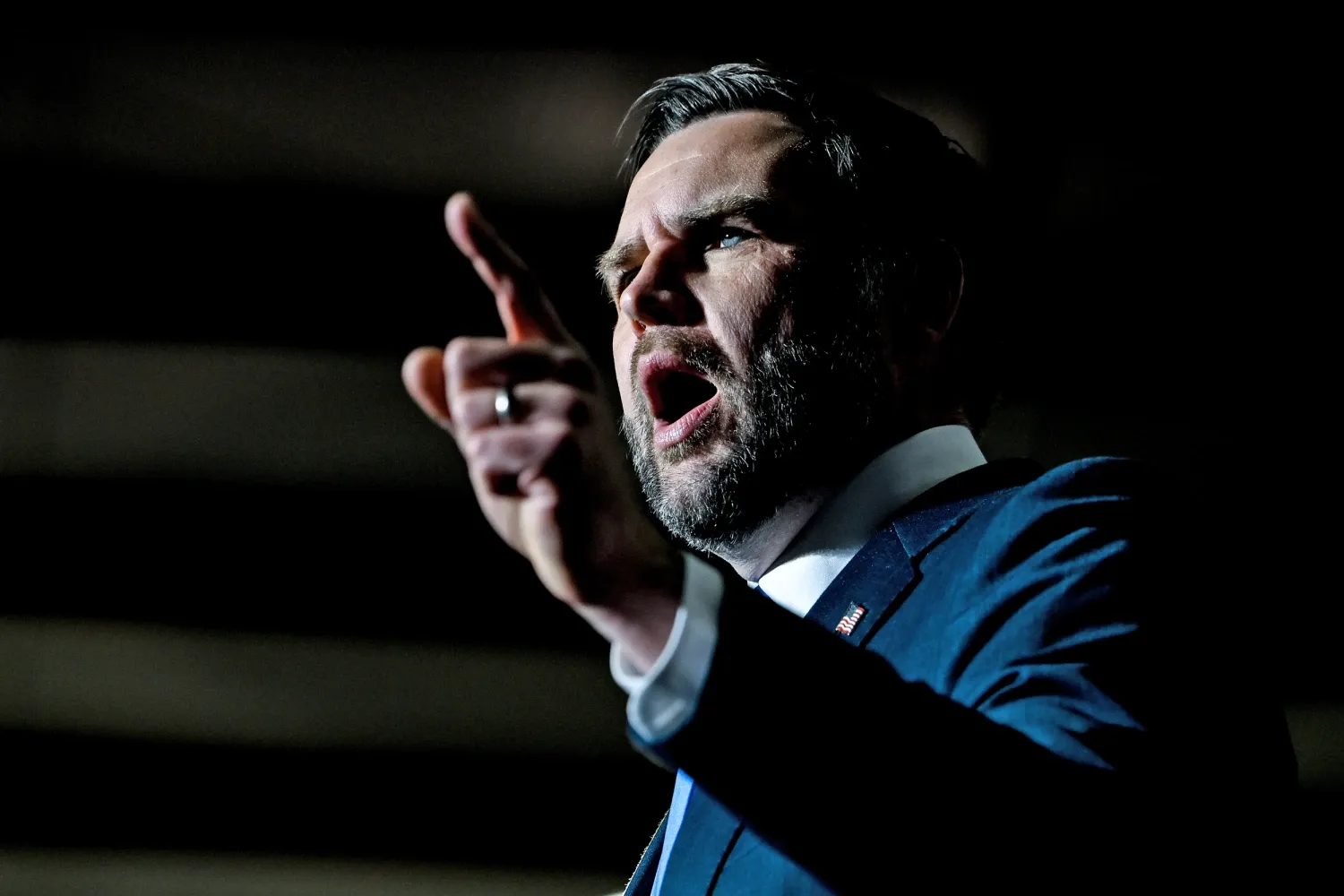 JD Vance Tells Republicans to Stop Whining Over Vivek Ramaswamy Campaign Ad